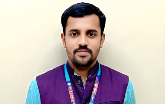 Dr.Ishwar Rama Pavaskar